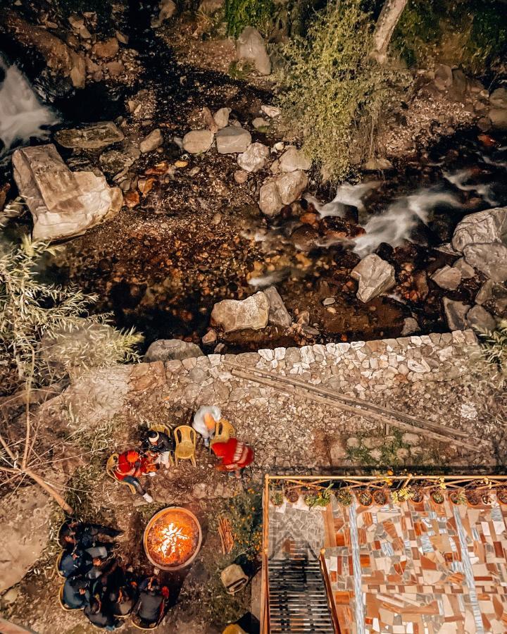 Madpackers Jibhi - Of Streamsides & Waterfalls Exteriér fotografie
